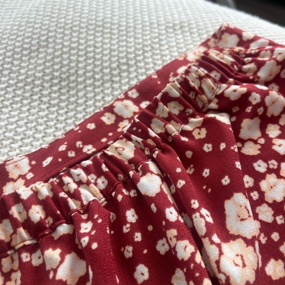 LC Lauren Conrad Floral Mini Skirt in Red and White - Picture 7 of 8